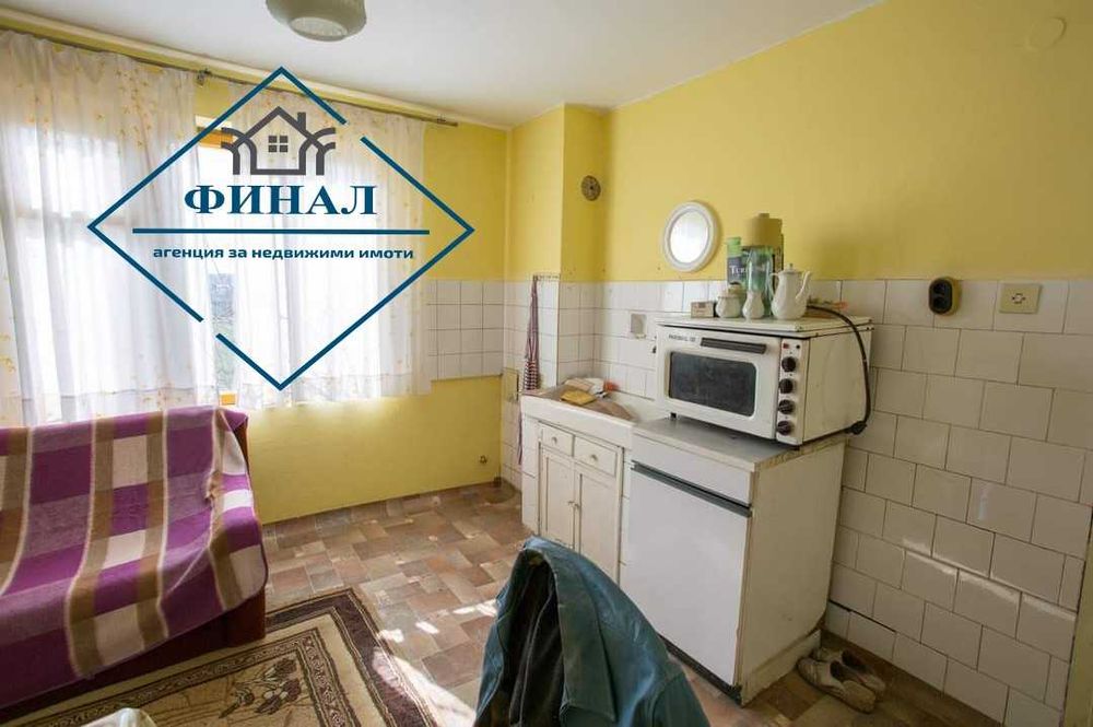 Продава се Къща в с. Мадара, Област Шумен - 70 кв.м за 474 €/кв.м - Снимка #11