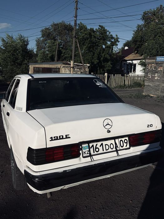 Продам мерса 190Е