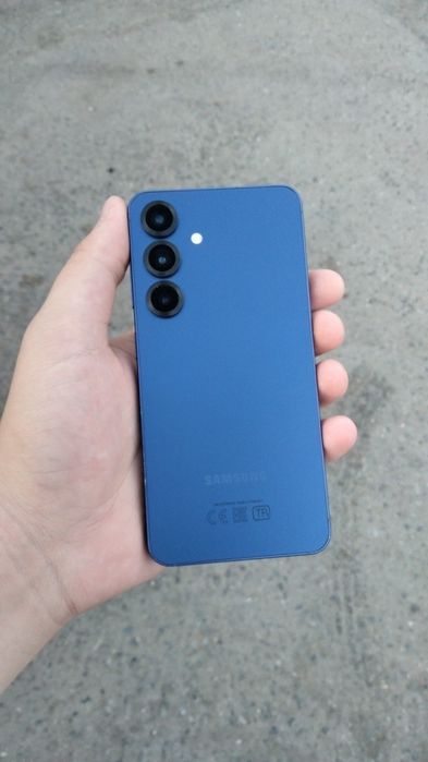 Samsung S25 12/128