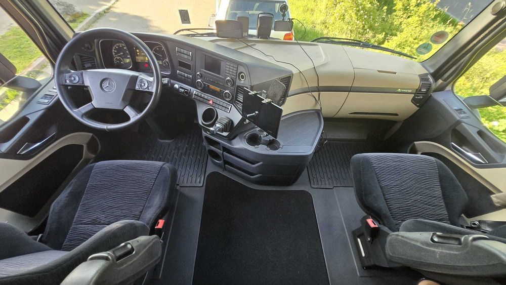 Cap tractor Mercedes Actros