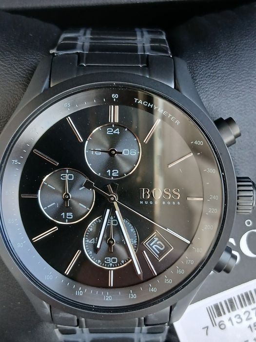 Нов мъжки елегантен часовник HUGO BOSS 1513676. Имам и други обяви с нови часовници
