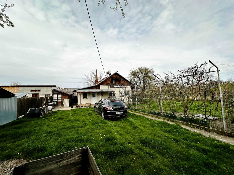 Casă P+1 cu teren 2.470 mp, livadă, anexe și gospodărie completă Mîrțești, Săpata, Argeș