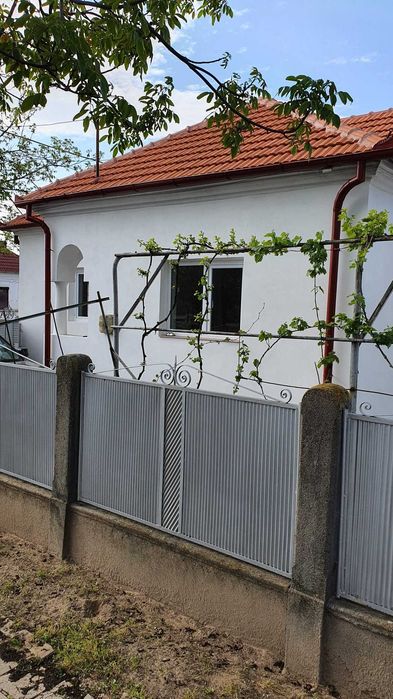 Persoana fizica vinde casa in orasul Calafat