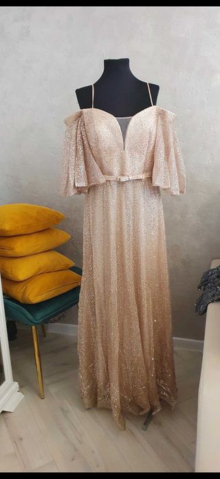 Rochie de seara roz pudra