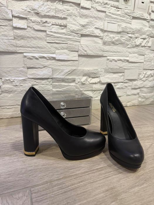 Обувки Michael Kors