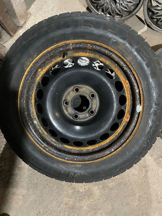 Гуми с джанти ауди