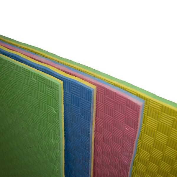 Обезопасителна настилка / Меки плочи за под