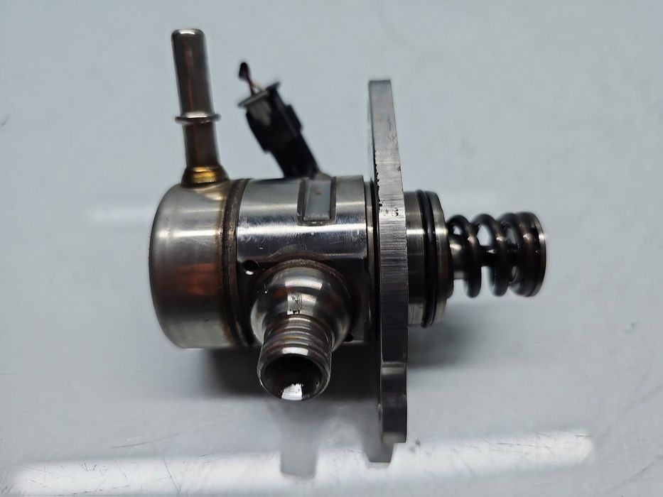 Pompa inalta presiune PEUGEOT 5008 [Fabr 2009-2017] 9812133780 1.2 Ben