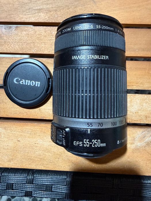 Vând obiectiv Canon Image Stabilizer EFS 25-250 mm