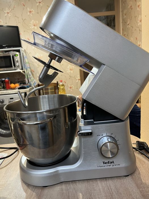 Професионален Кухненски робот TEFAL MASTERCHEF GRANDE QB813D38 1500W