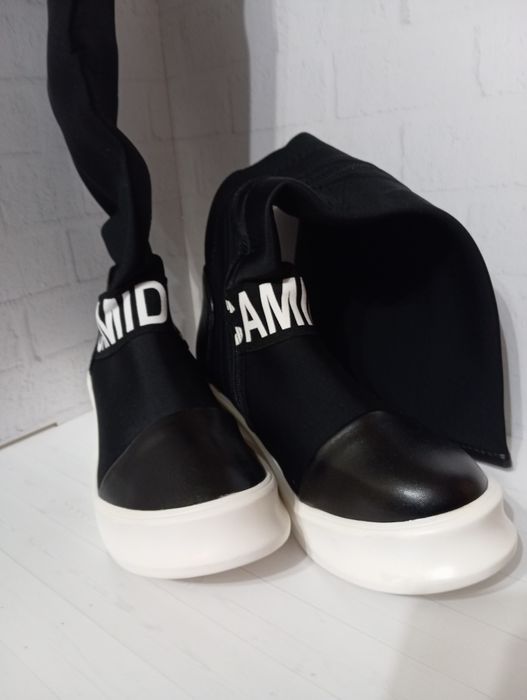 Сапожки стрейч на платформе