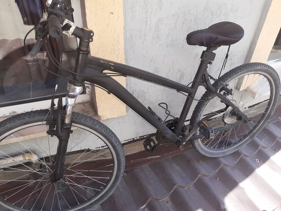Vând bicicleta în stare de funcționare