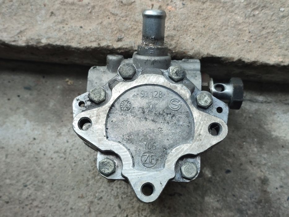 Хидравлична помпа за Audi / Seat – 8E0 145 155 N (ZF)