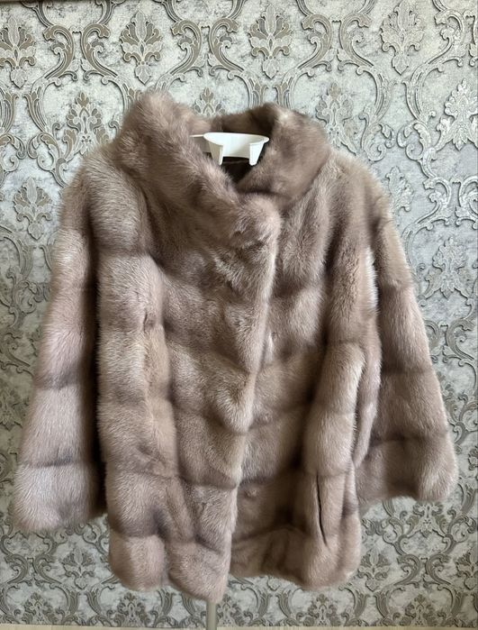 Продам норковую шубу