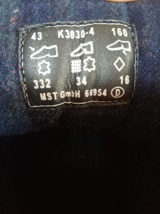 Обувки  Bugatti 43