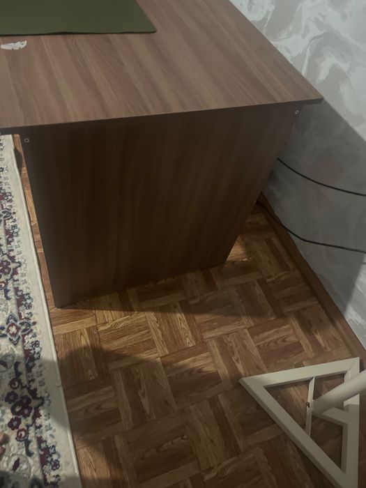 Стол рабочий стандартный