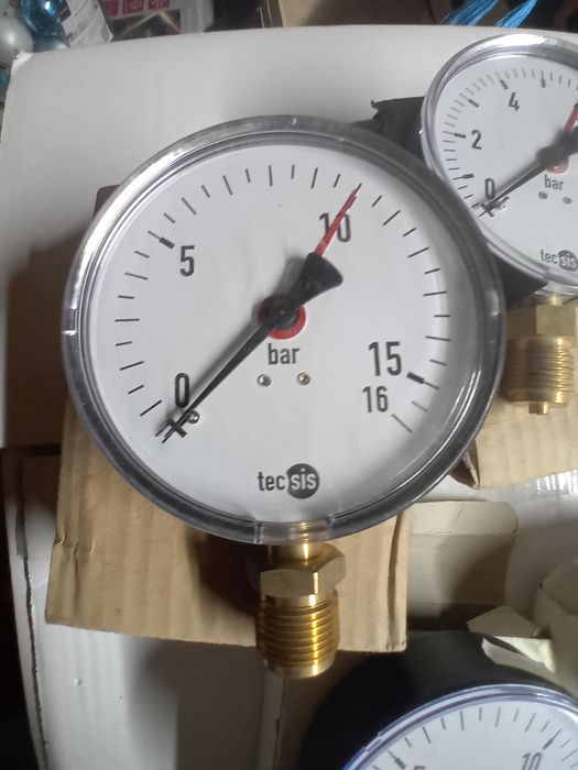 2 Manometru carcasa metalica. Noi. 16 bari, 100 lei