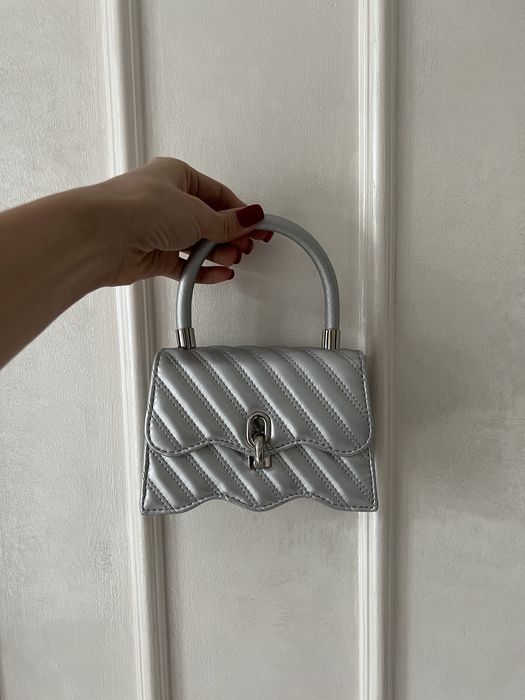 Сумка charles and keith