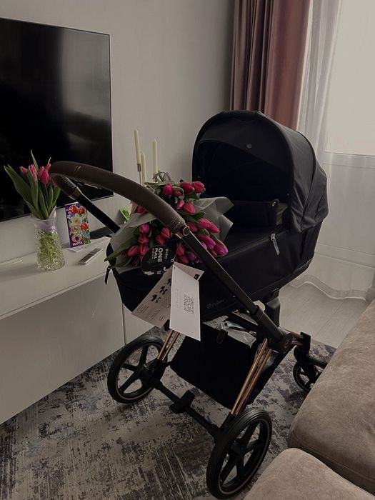 Коляска Cybex Priam IV Black