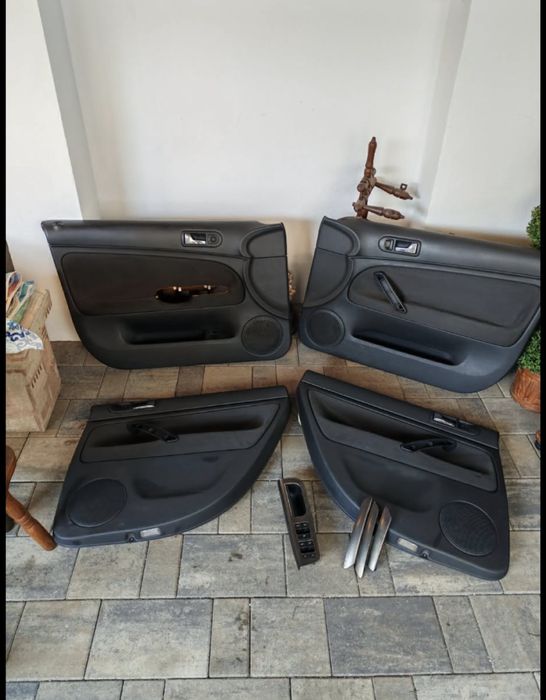 Fete usi passat B5
