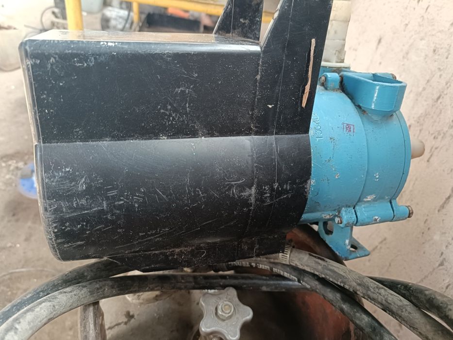 Насос воденой продам