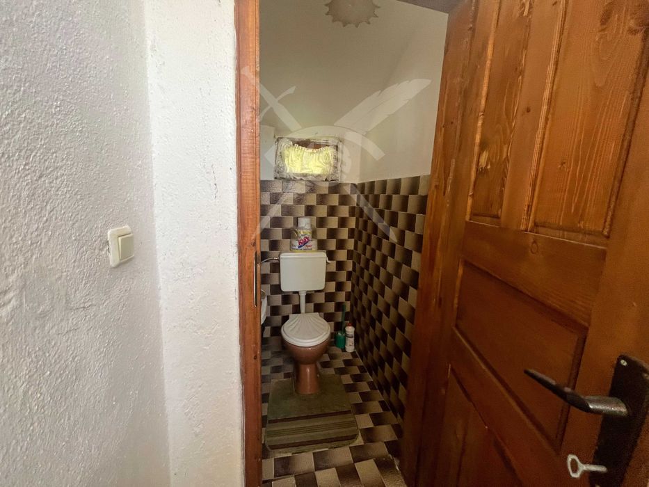 Продава се Къща в с. Забърдо, Област Смолян - 279 кв.м за 1319 €/кв.м - Снимка #3