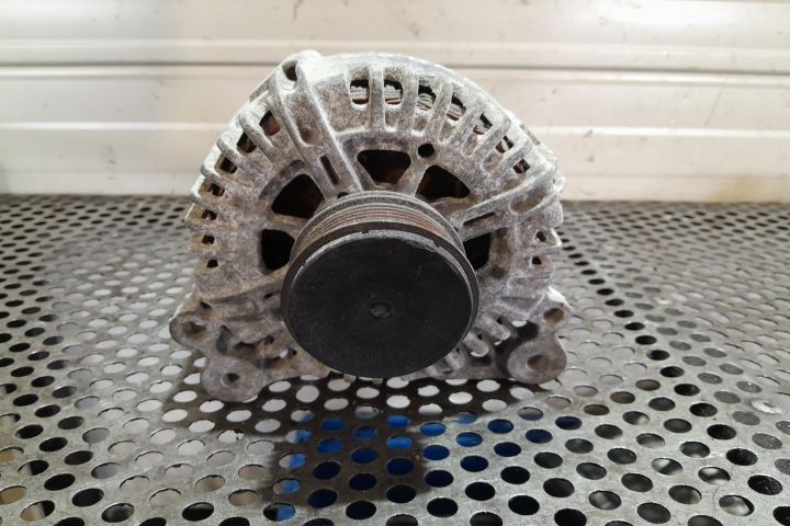 Alternator 06F903023C Skoda Octavia a 2-a generatie (facelift)