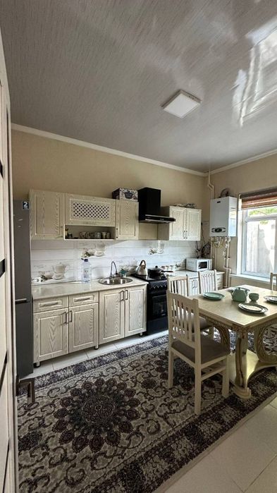 Продаю  2×  этажный  Евро Коттедж метро Дустлик Чкалова