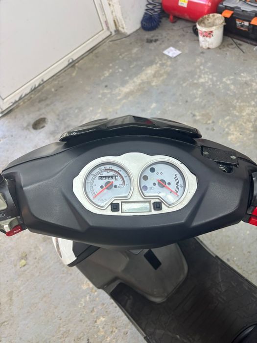 Scuter generic paradis 49cc vând urgenț