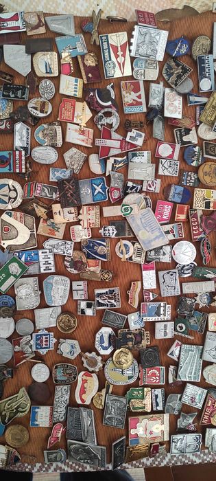 Значки - много голяма колекция