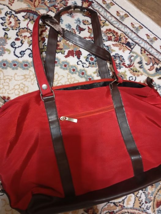 Сумки продам разные