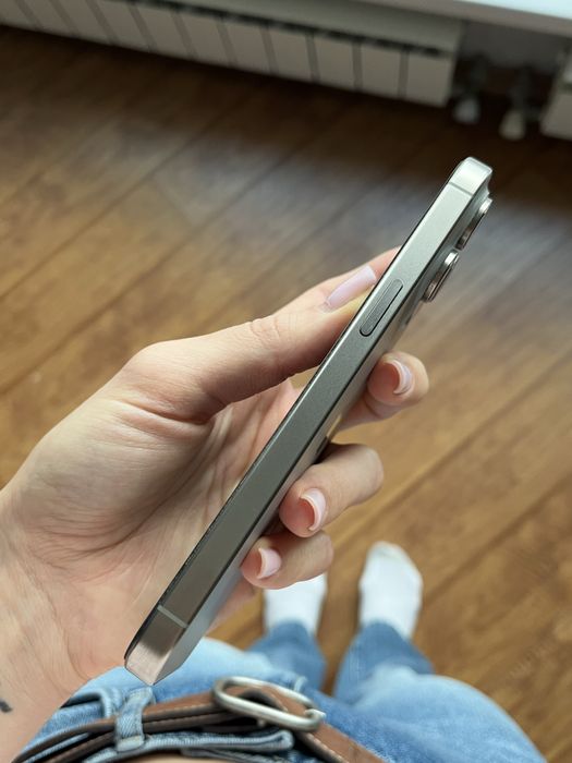 iPhone 15 pro max серый