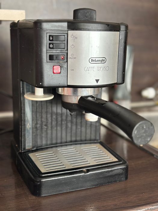 Кафе машина Delonghi