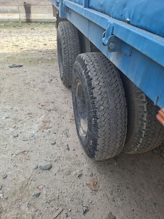 Kamaz sotladi Xolati yaxshi ishlab turibdi y