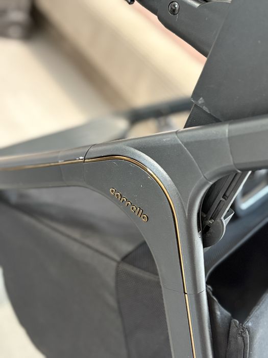 Бебешка количка Carrello Vector