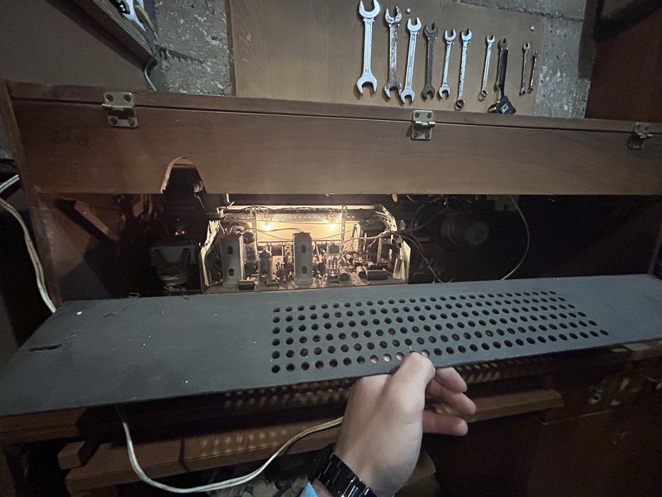 лампово ретро радио