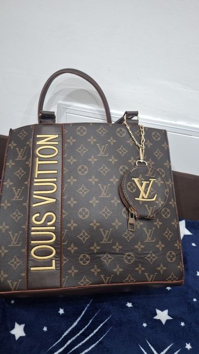 Geanta Louis Vuitton