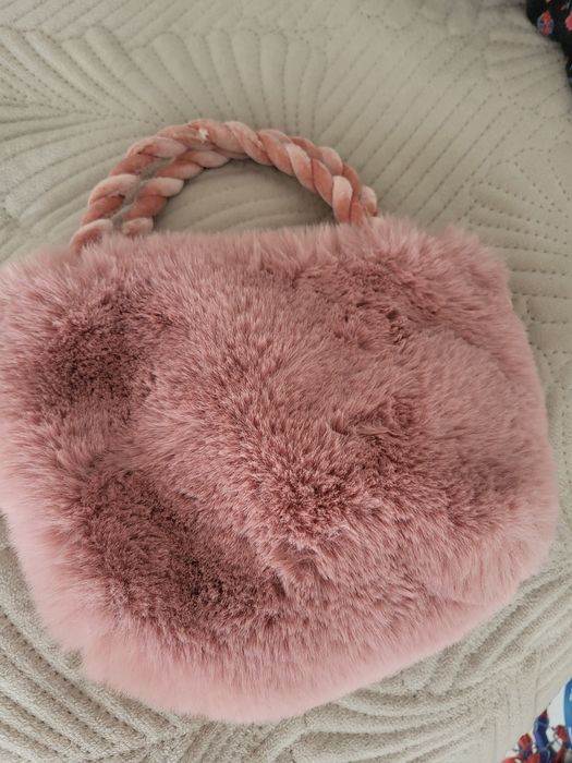 Пакет вещей на девочку 134-140 см