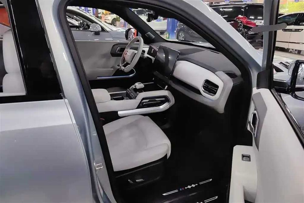BYD FangChengBao Leopard 3