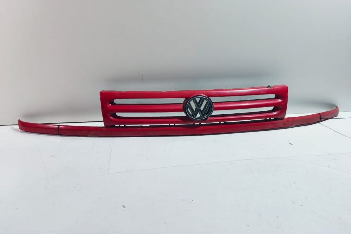 Grila radiator Volkswagen VW Vento prima generatie