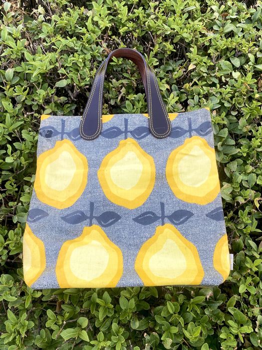 Сумка с грушами Think bee
