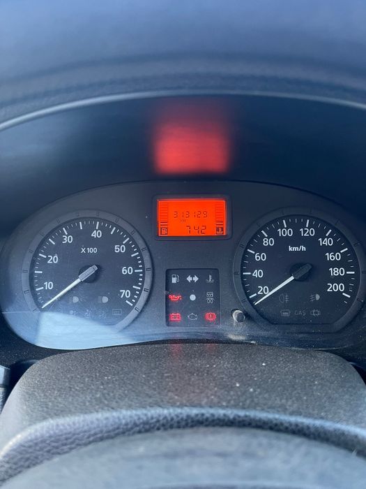 Vând Dacia Logan 1.6 benzină