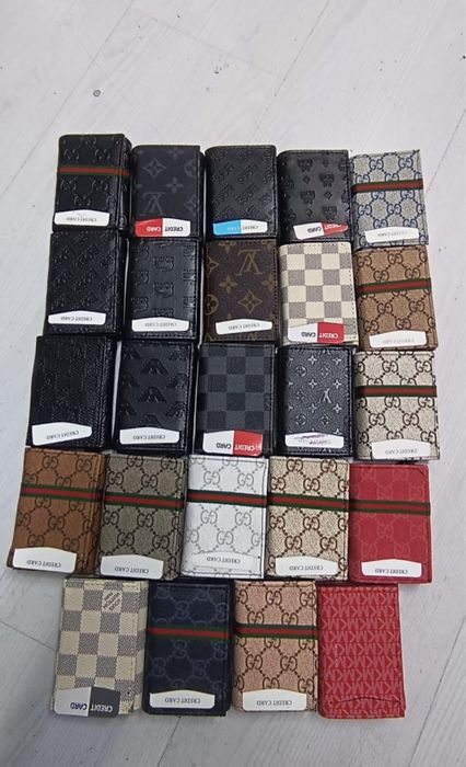 Дамски/мъжки портмонета Guess/Louis Vuitton/YSL