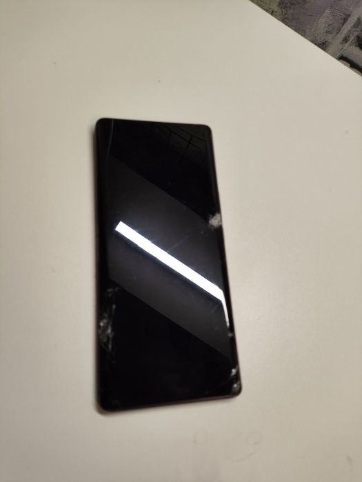 Телефон vivo 30e