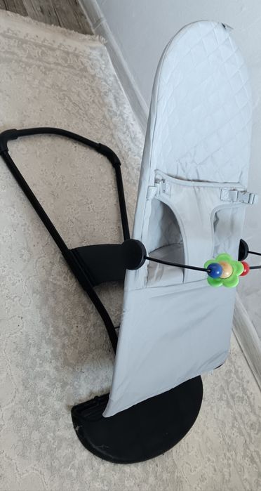 Шезлонг детский,