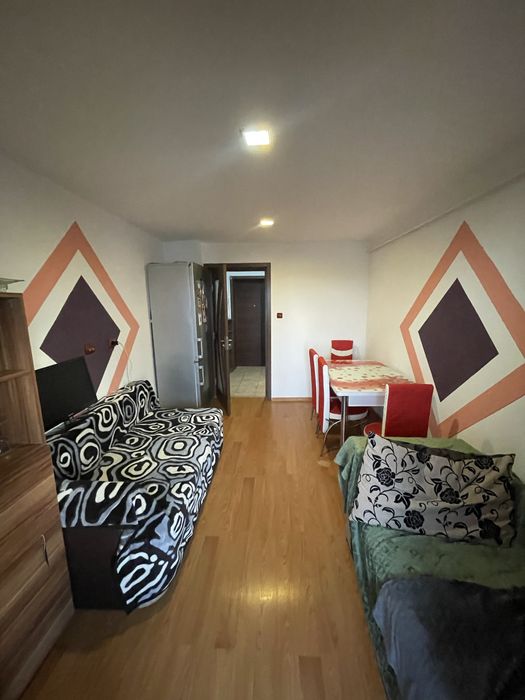 De inchiriat Apartament 3 camere 84 mp