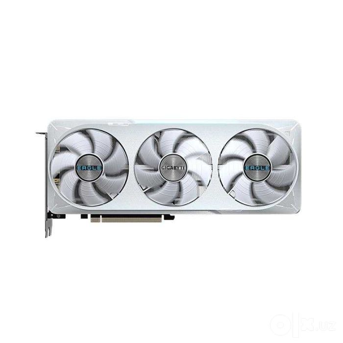 Видеокарта Gigabyte RTX 5070 Eagle OC Ice SFF 12 ГБ, белая