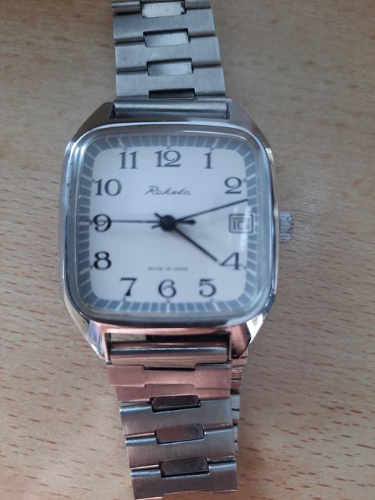 Часовник Candino