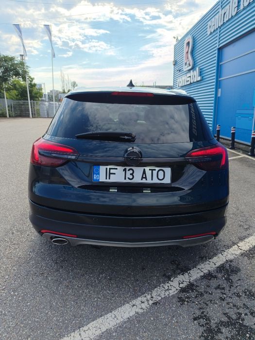 Opel Insignia Country Touter 2016