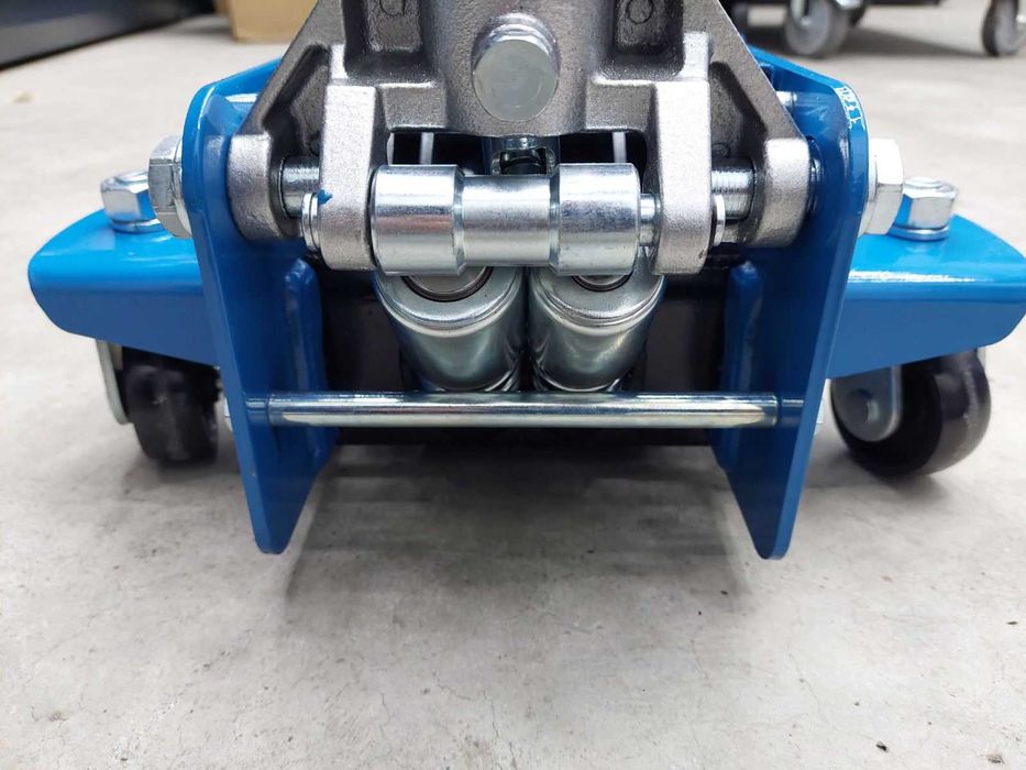 Хидравличен крик нископрофилен професионален - 3 тона с ГАРАНЦИЯ